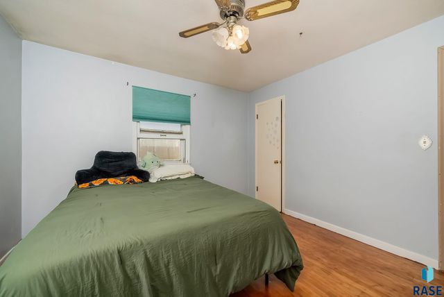 1715 E Mulberry St Street, Sioux Falls, SD 57103