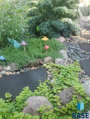 1715 E Mulberry St Street, Sioux Falls, SD 57103