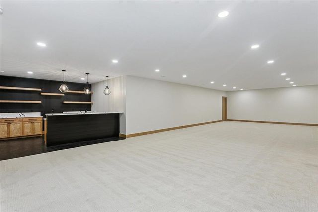 4046 N Stone Barn St, Maize, KS 67101