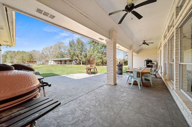 12325 Cude Cemetery Road, Willis, TX 77318