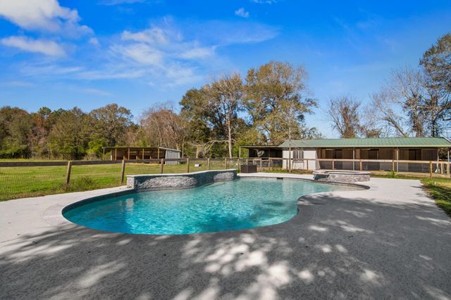 12325 Cude Cemetery Road, Willis, TX 77318