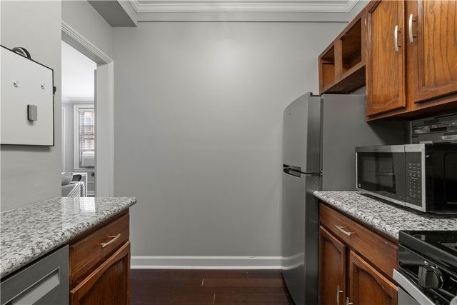 144 N Dithridge Street 206, Oakland, PA 15213