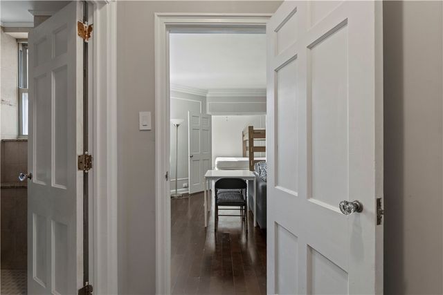 144 N Dithridge Street 206, Oakland, PA 15213