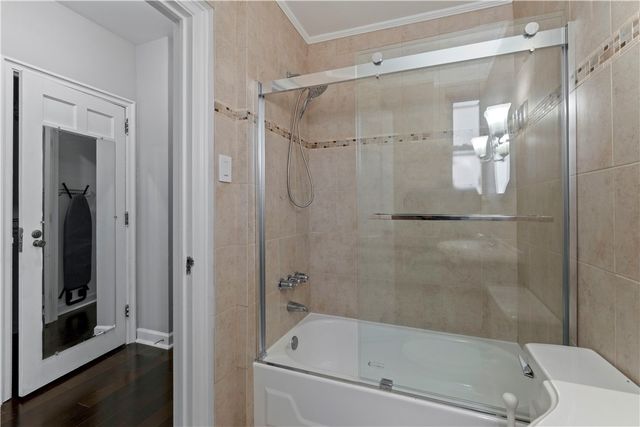 144 N Dithridge Street 206, Oakland, PA 15213