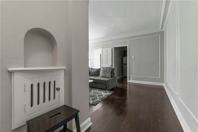 144 N Dithridge Street 206, Oakland, PA 15213