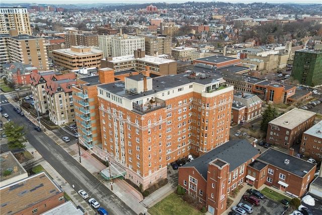 144 N Dithridge Street 206, Oakland, PA 15213