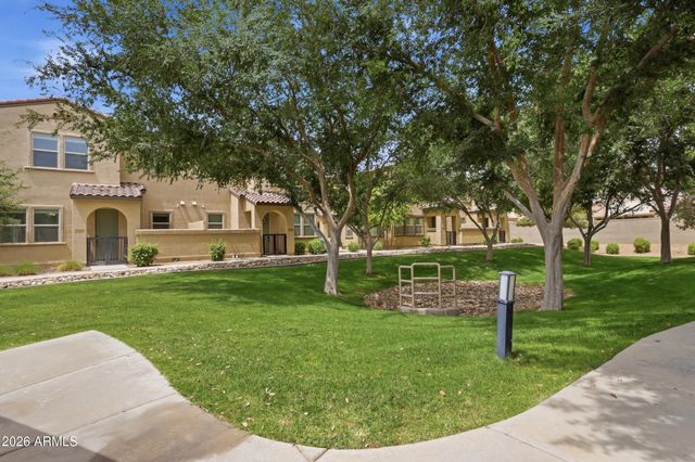 14870 W Encanto Boulevard 1055, Goodyear, AZ 85395