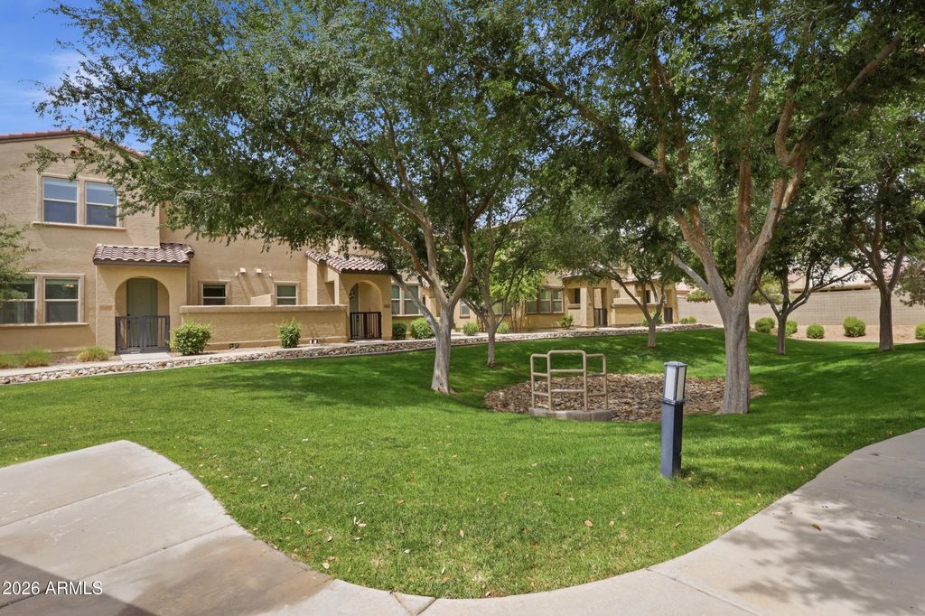 Image 27 of property listing at 14870 W Encanto Boulevard 1055, Goodyear, AZ 85395