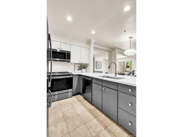 848 Walnut St A17, Boulder, CO 80302