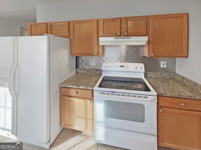 32 Island Shoals Road, Jackson, GA 30233