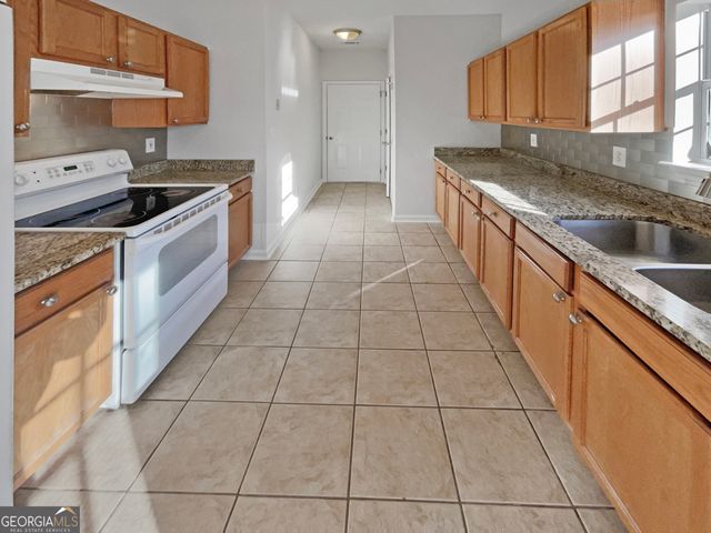 32 Island Shoals Road, Jackson, GA 30233