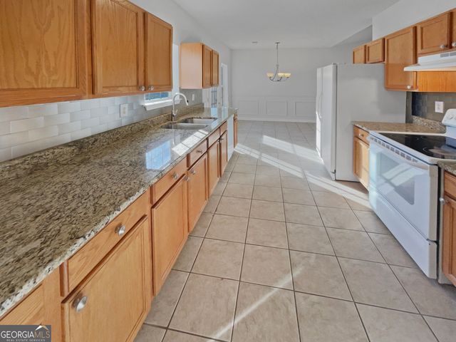 32 Island Shoals Road, Jackson, GA 30233