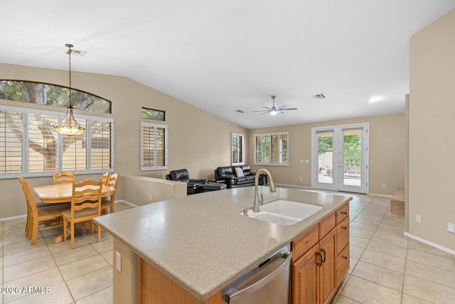 1715 E KENWOOD Street, Mesa, AZ 85203