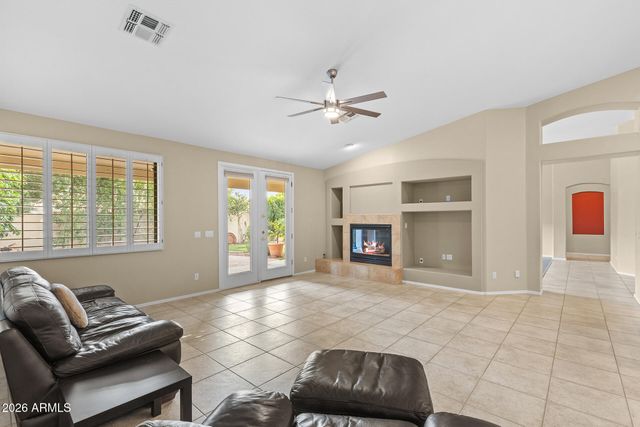 1715 E KENWOOD Street, Mesa, AZ 85203
