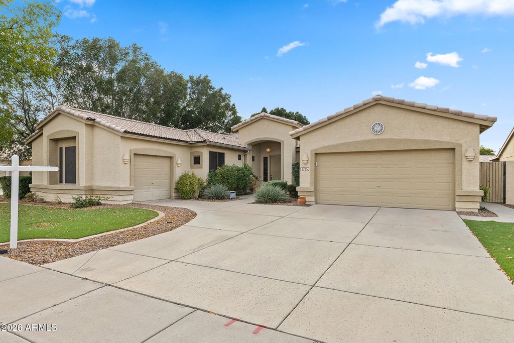 1715 E KENWOOD Street, Mesa, AZ 85203