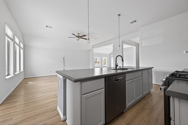 15602 Baronial Castle, Humble, TX 77346