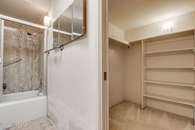 160 W Vista Grande Drive, Tucson, AZ 85704