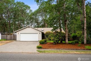 4627 SE Indian Summer Drive, Olympia, WA 98513