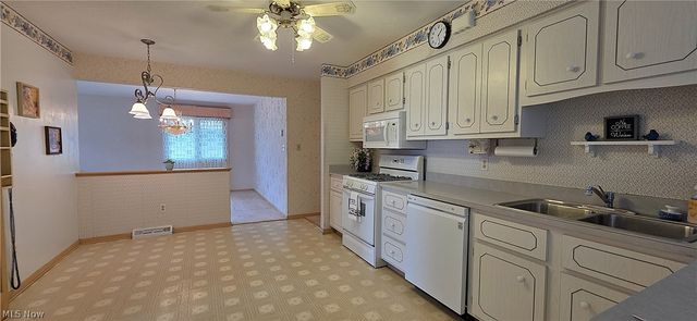5911 Ralston Drive, Parma, OH 44129