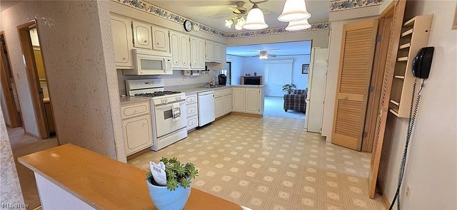 5911 Ralston Drive, Parma, OH 44129