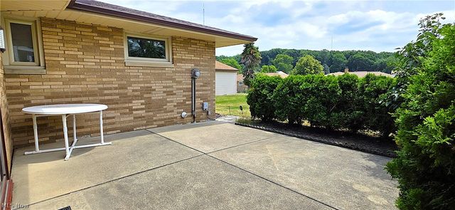 5911 Ralston Drive, Parma, OH 44129