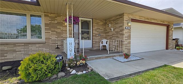5911 Ralston Drive, Parma, OH 44129