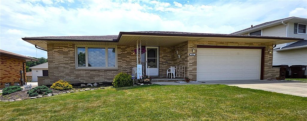 5911 Ralston Drive, Parma, OH 44129