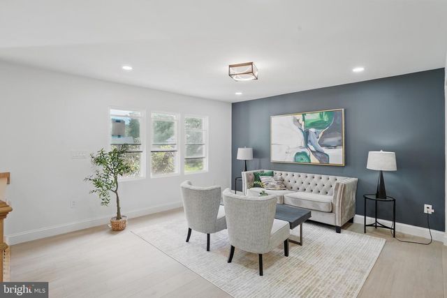 4403 ECHO CT, Woodbridge, VA 22193