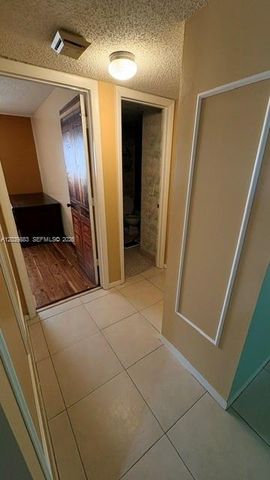 9200 SW 3rd Street 111, Boca Raton, FL 33428