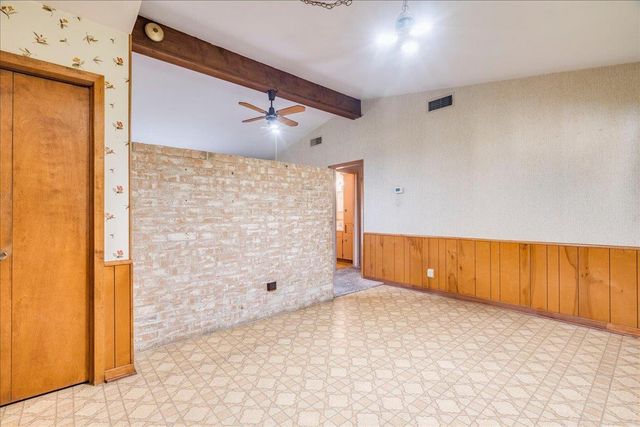 6626 Isabelle DR, Austin, TX 78752