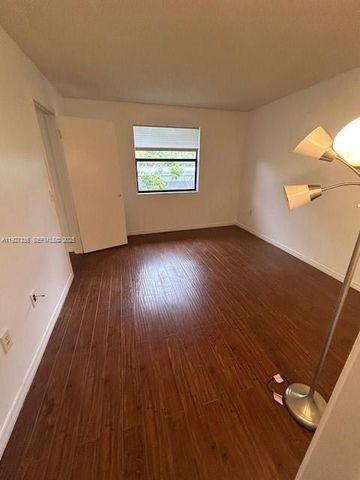 9173 NW 1st Court 202, Pembroke Pines, FL 33024