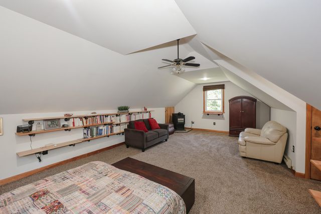 363 Page Hill Road, New Ipswich, NH 03071