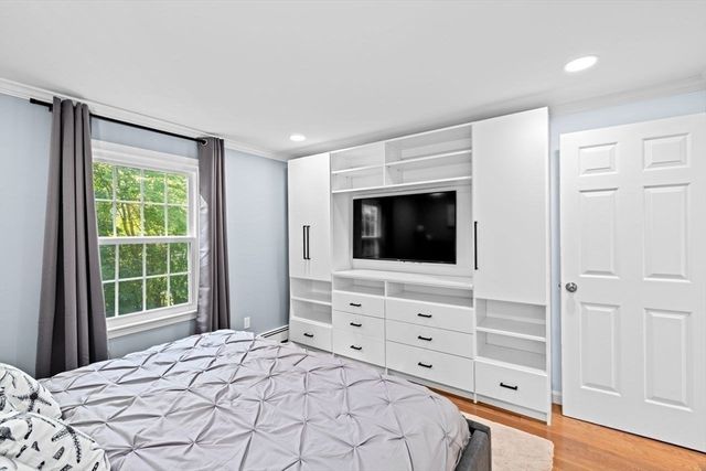 15 Surrey Ln, Sandwich, MA 02563