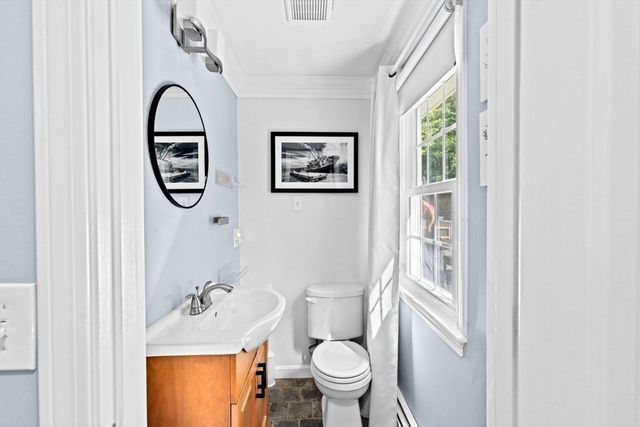 15 Surrey Ln, Sandwich, MA 02563