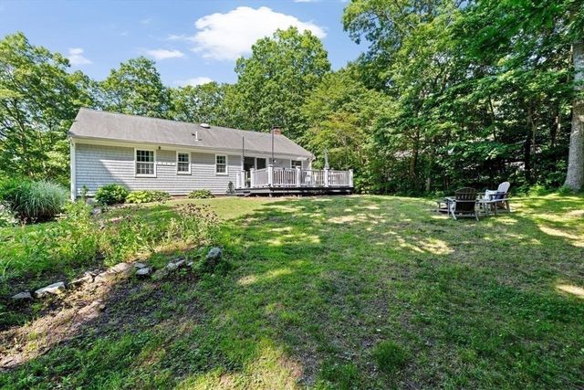 15 Surrey Ln, Sandwich, MA 02563