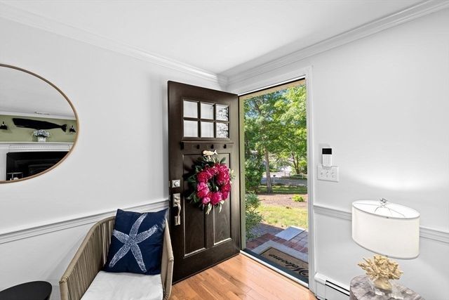 15 Surrey Ln, Sandwich, MA 02563