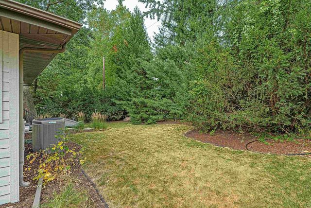 5405 GREENLEAF Drive, Madison, WI 53713