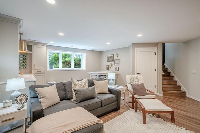 5405 GREENLEAF Drive, Madison, WI 53713