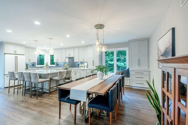 5405 GREENLEAF Drive, Madison, WI 53713