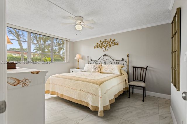 691 S Hollybrook Dr 26-105, Pembroke Pines, FL 33025