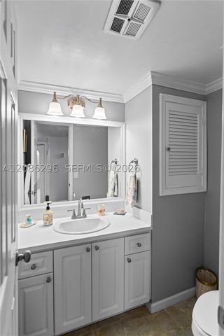 691 S Hollybrook Dr 26-105, Pembroke Pines, FL 33025