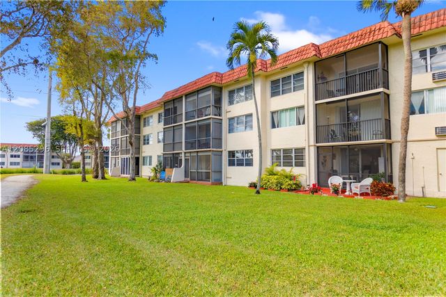691 S Hollybrook Dr 26-105, Pembroke Pines, FL 33025