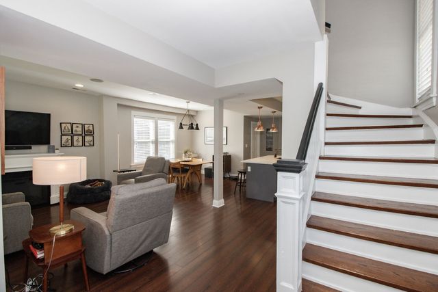 613 Ferdinand Avenue, Forest Park, IL 60130