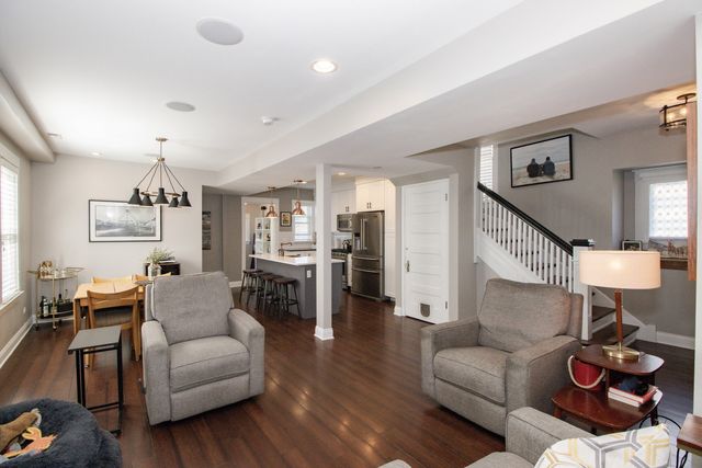 613 Ferdinand Avenue, Forest Park, IL 60130