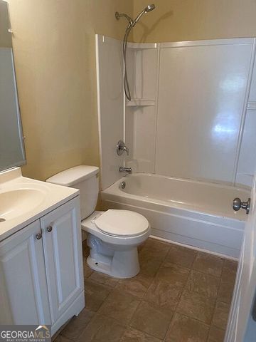 93 Forest Road, Stockbridge, GA 30281