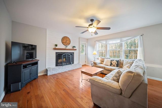 2406 CARROLL MILL RD, Phoenix, MD 21131