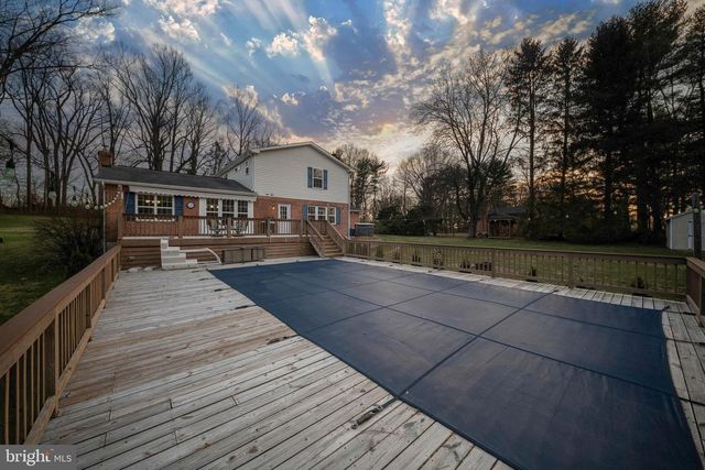 2406 CARROLL MILL RD, Phoenix, MD 21131