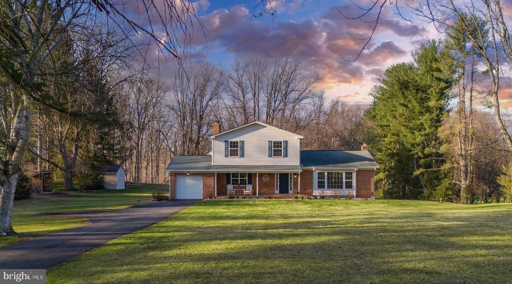 2406 CARROLL MILL RD, Phoenix, MD 21131