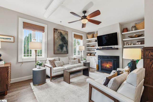 325 Hampton Avenue Unit 106, Greenville, SC 29601