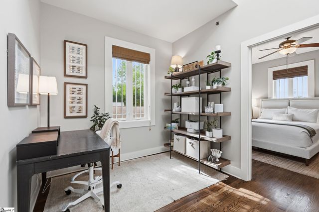 325 Hampton Avenue Unit 106, Greenville, SC 29601